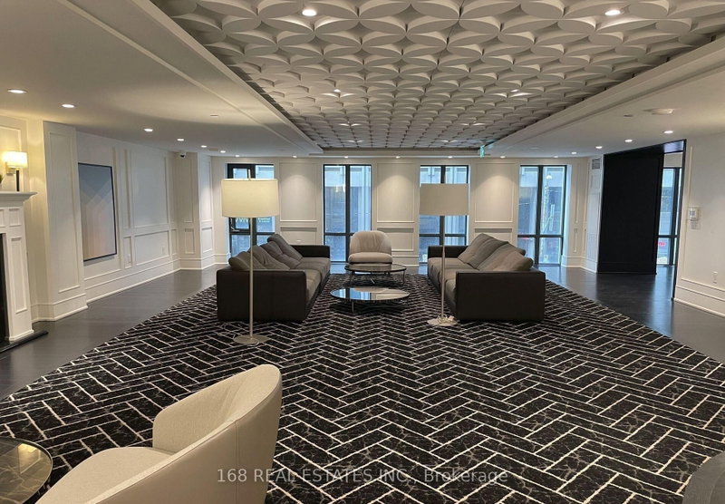 2504 - 955 Bay Street