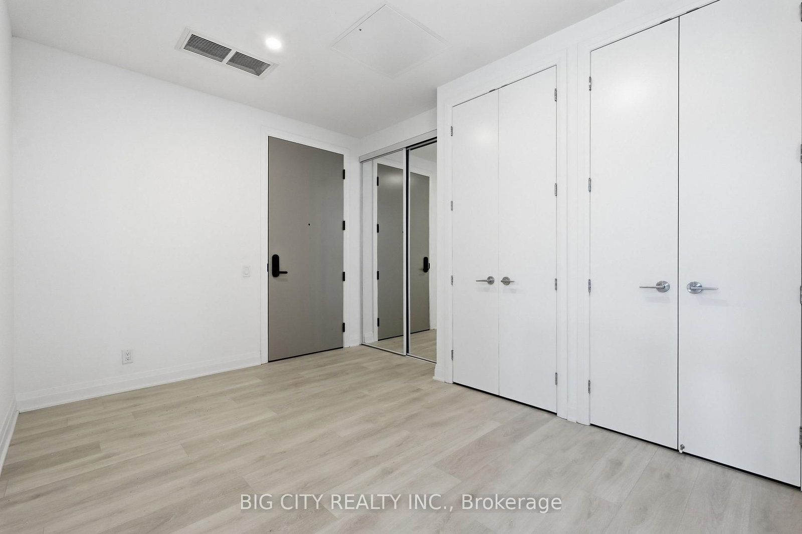 213 - 25 Frederick Todd Way, Toronto 2