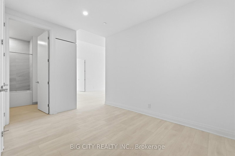 213 - 25 Frederick Todd Way