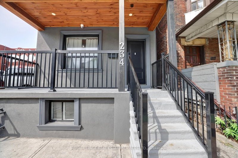234 Lansdowne Avenue
