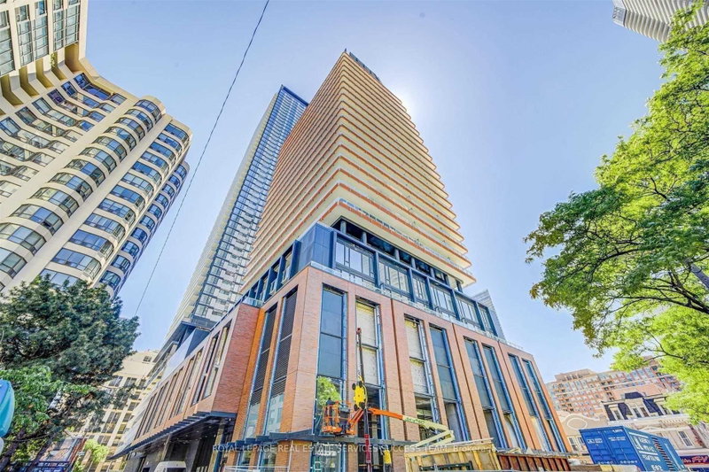 701 - 501 Yonge Street