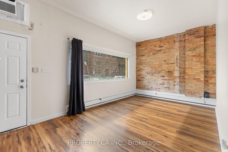 #Main - 117 Vaughan Road
