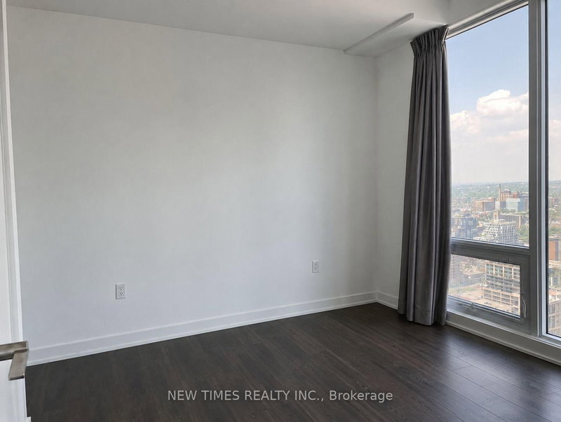 3308 - 125 Blue Jays Way