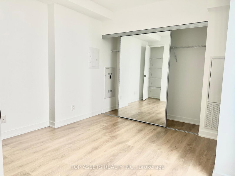2505 - 18 Maitland Terrace