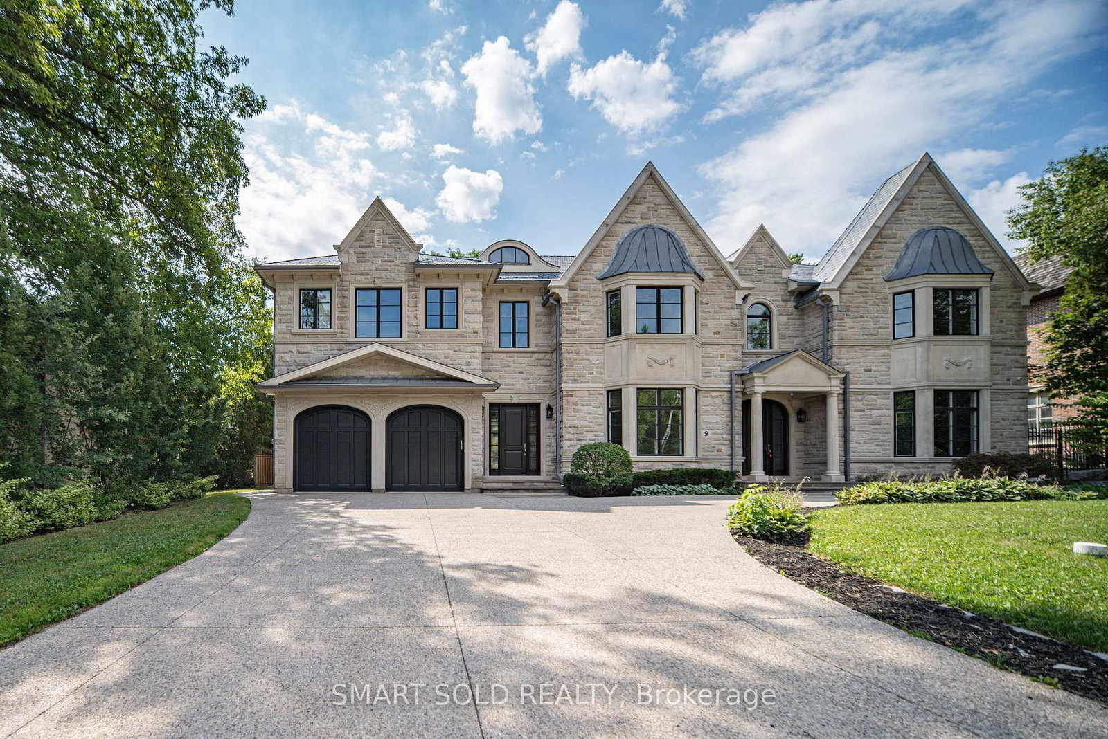 9 Saintfield Avenue • Toronto, ON photo 1