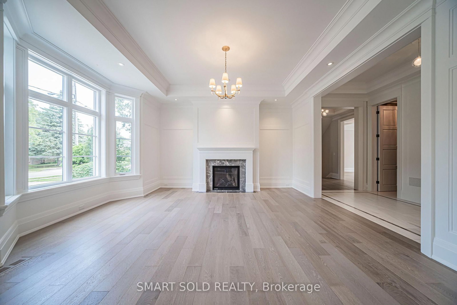 9 Saintfield Avenue • Toronto, ON photo 12