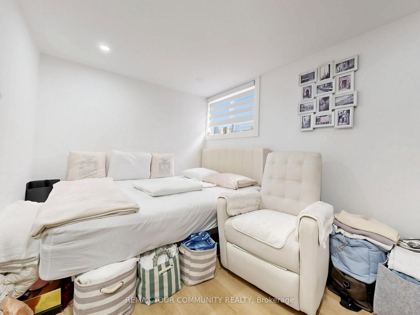 299 Horsham Avenue • Toronto, ON photo 26