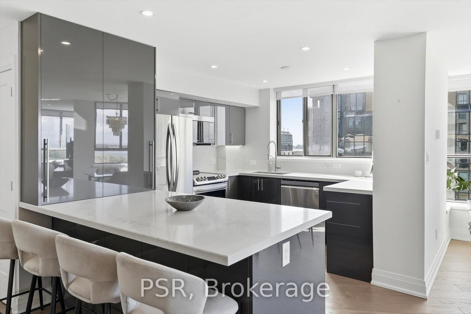 270 Queens Quay W • #702 • Toronto, ON photo 13