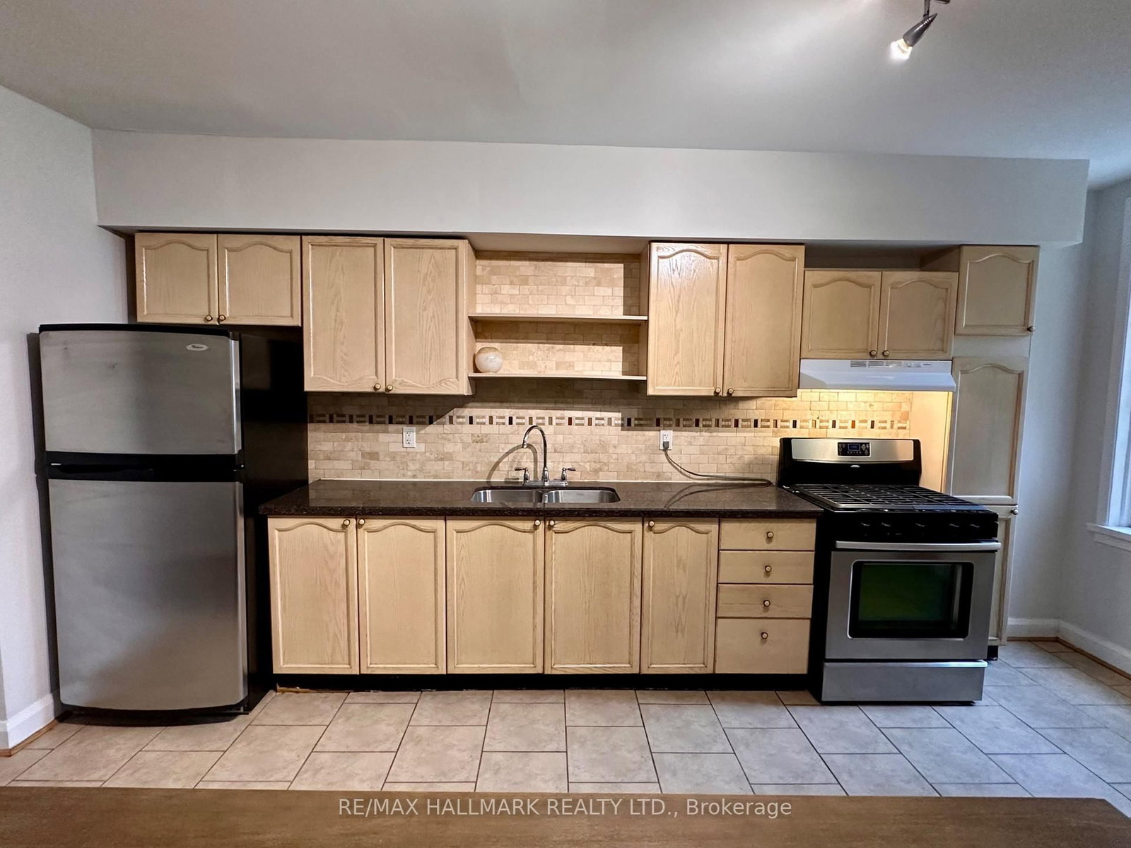128 Brunswick Avenue • Toronto, ON photo 13