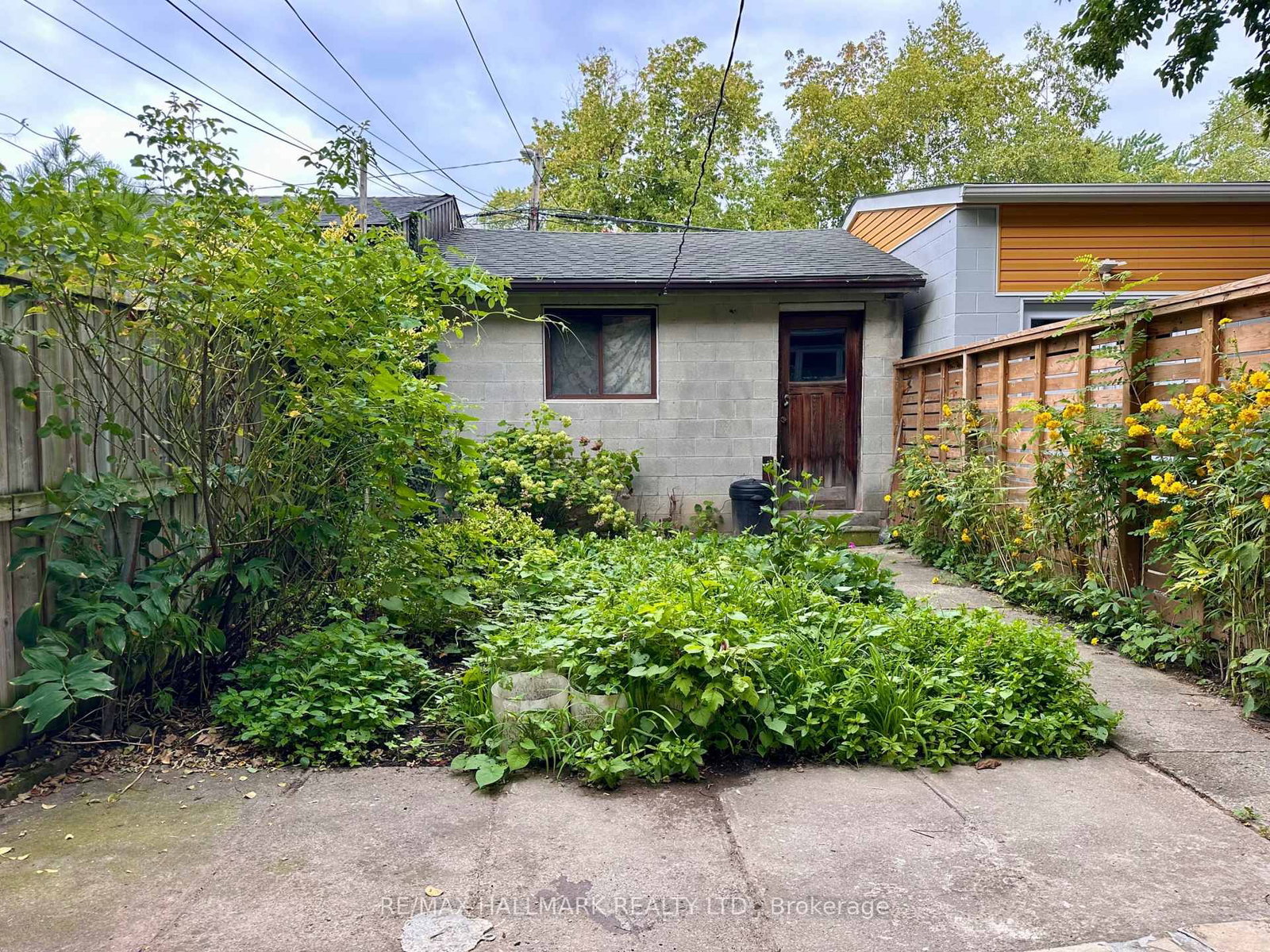 128 Brunswick Ave, Toronto, view 33