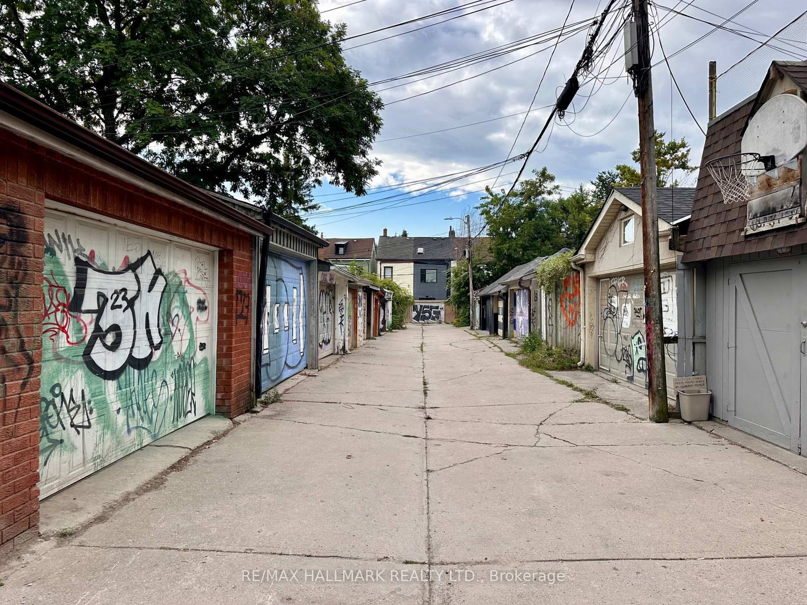 128 Brunswick Ave, Toronto, view 39