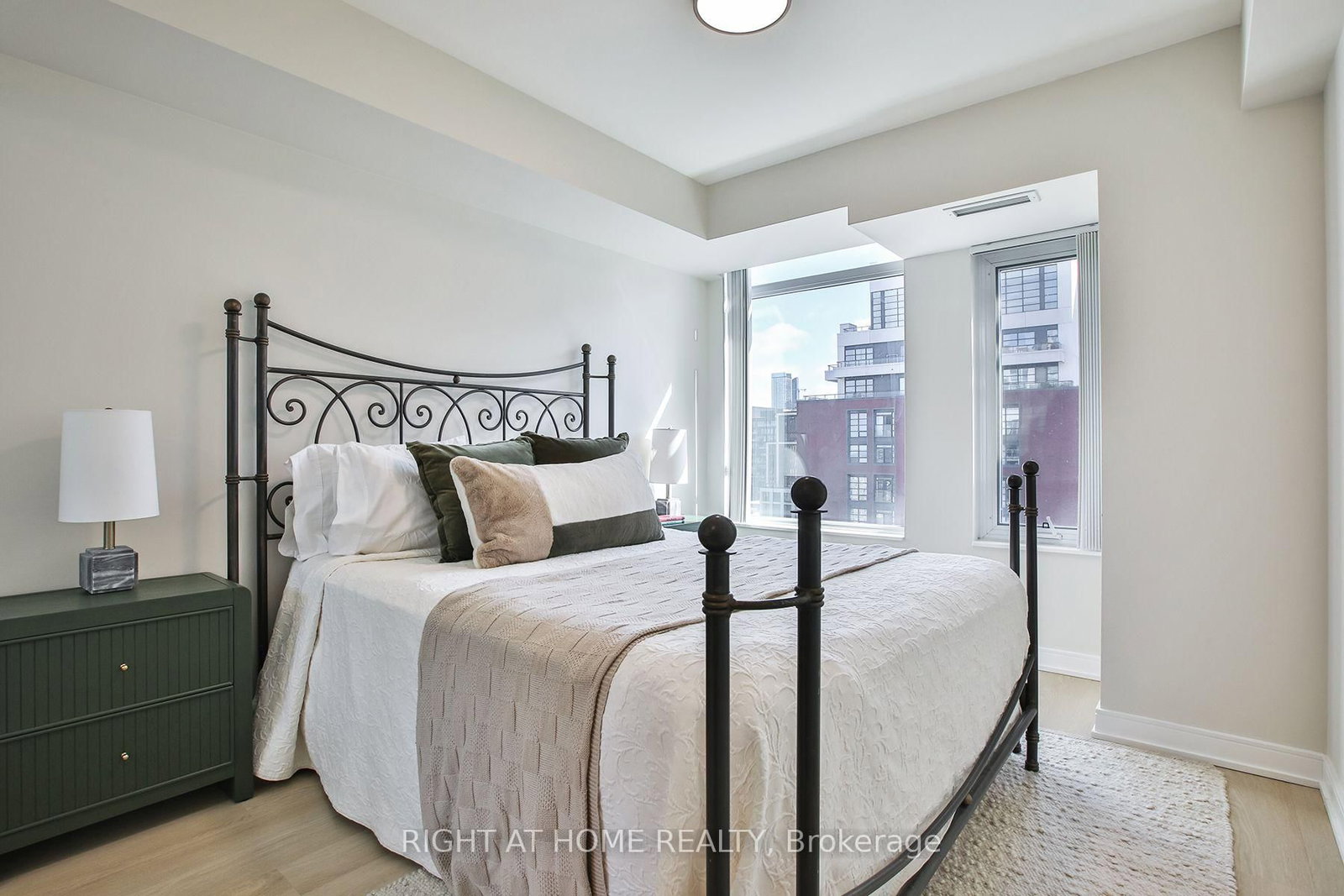 525 Adelaide Street W • #1623 • Toronto, ON photo 14