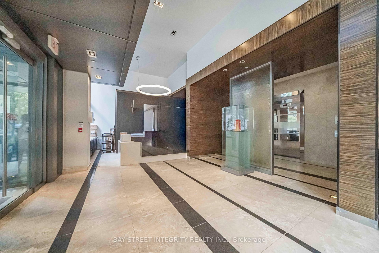 38 Grenville Street • #1406 • Toronto, ON photo 36
