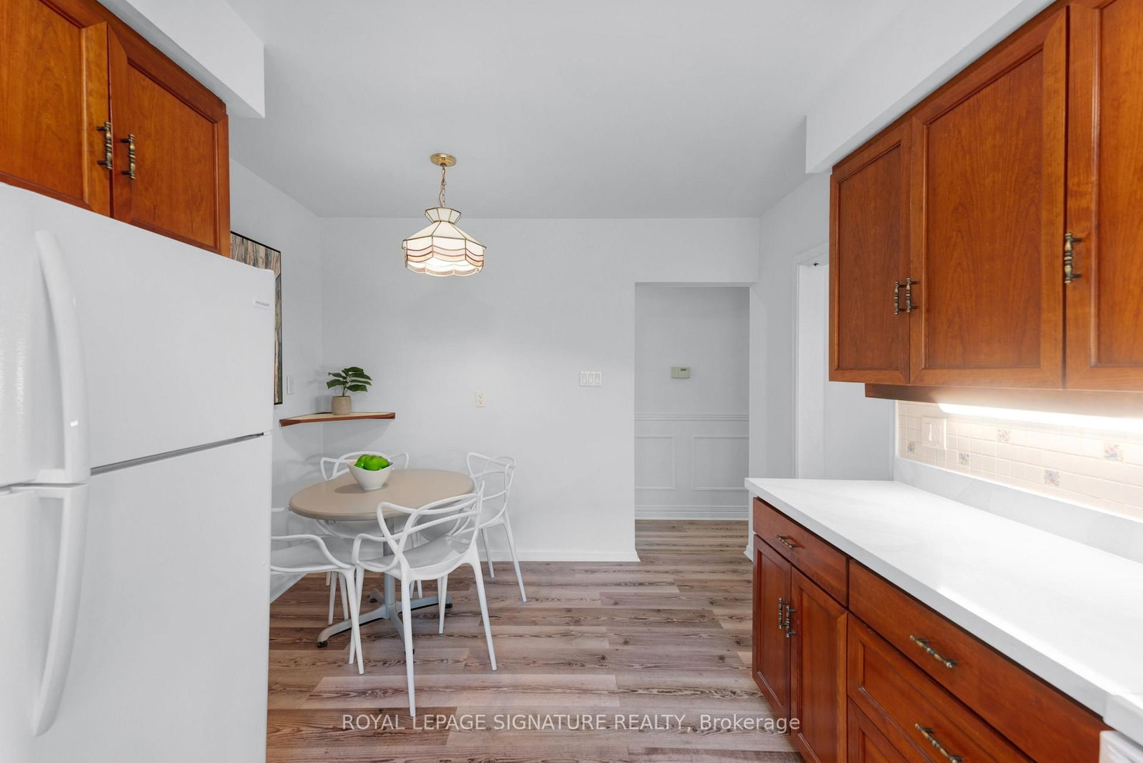 43 Viamede Crescent • Toronto, ON photo 12