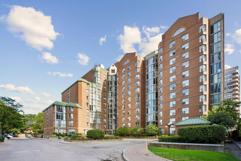 805 - 5795 Yonge Street