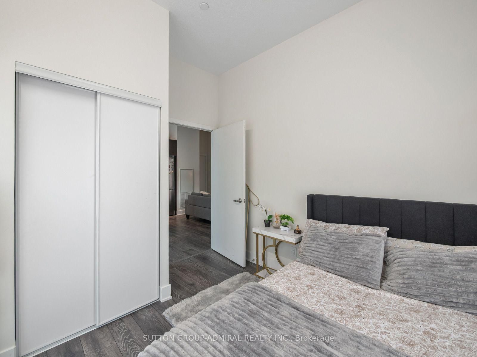188 Fairview Mall Drive • #101 • Toronto, ON photo 14