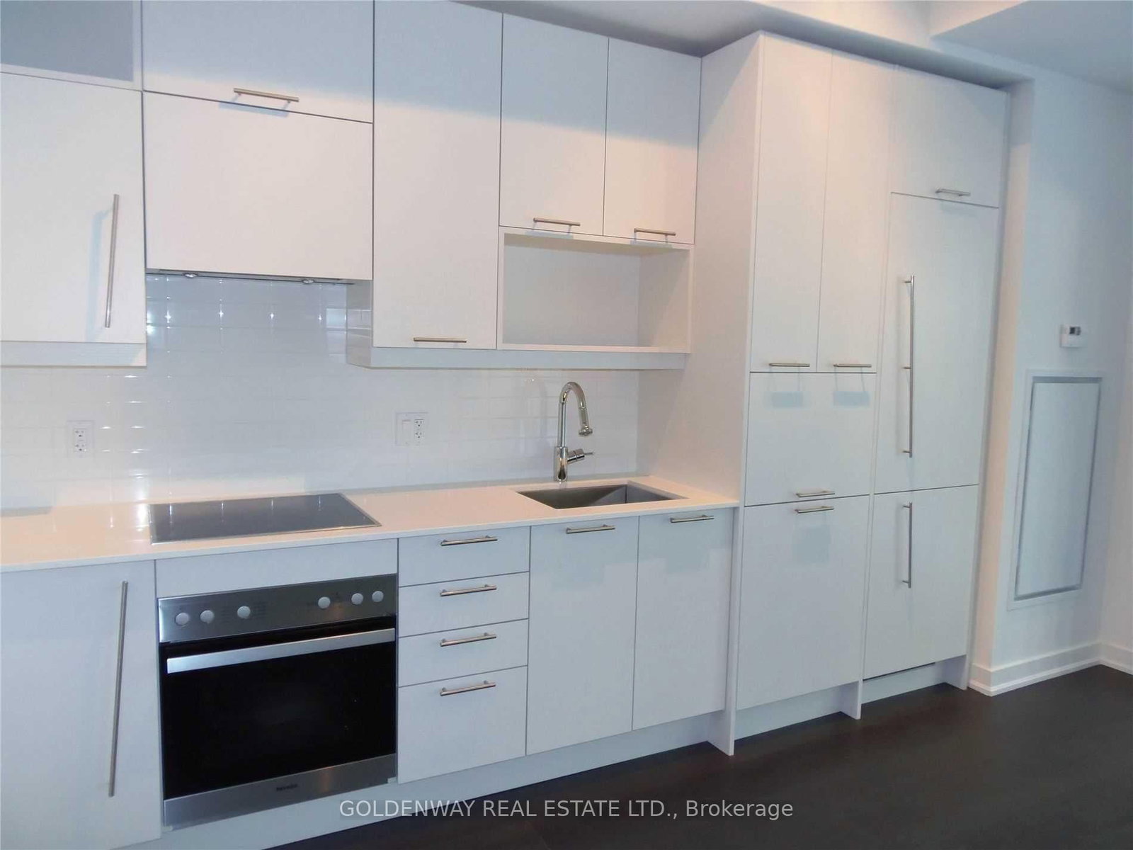 213 - 30 Nelson Street, Toronto 5