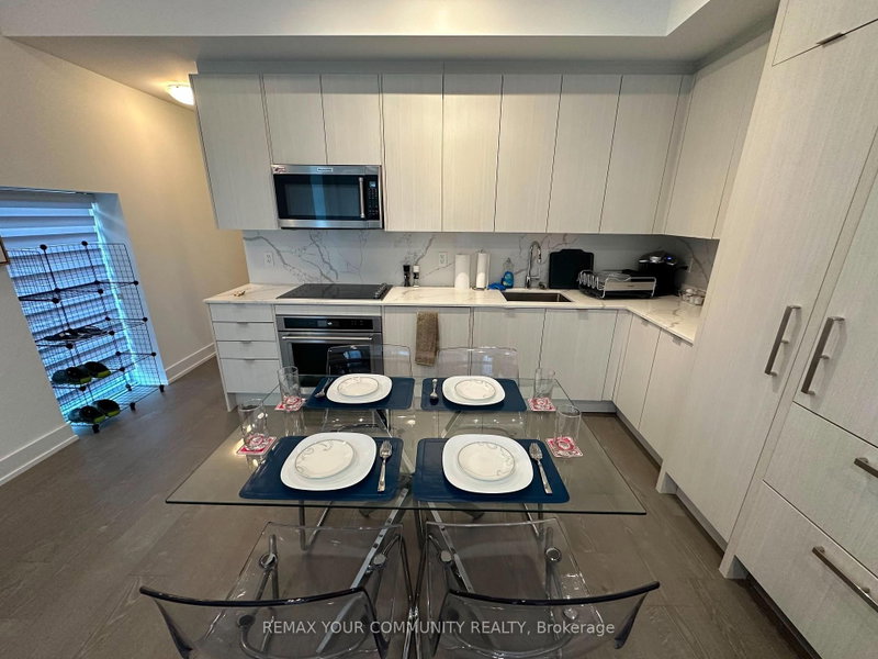 TH 1 - 175 Pears Avenue