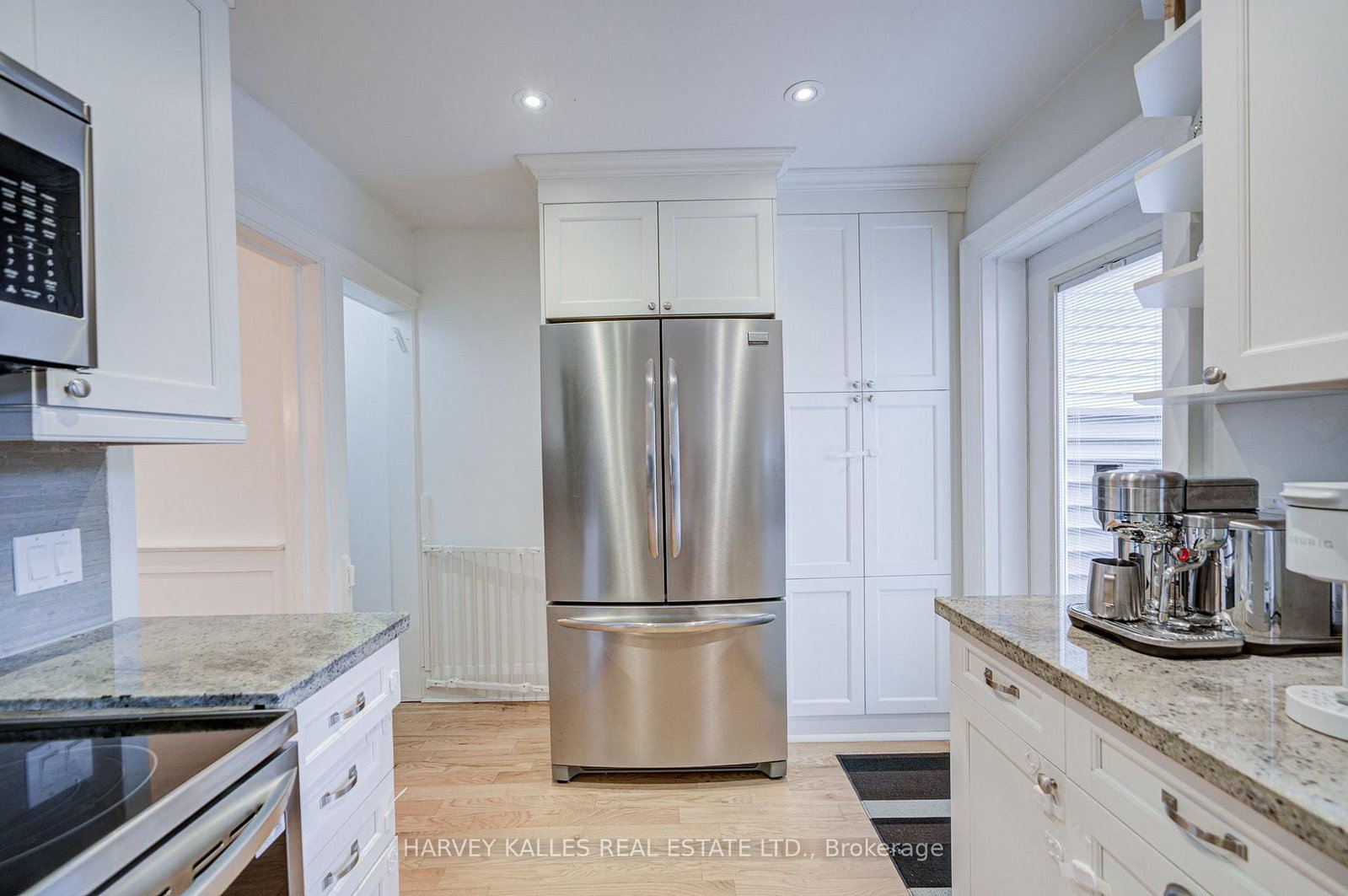 164 Douglas Avenue • Toronto, ON photo 16