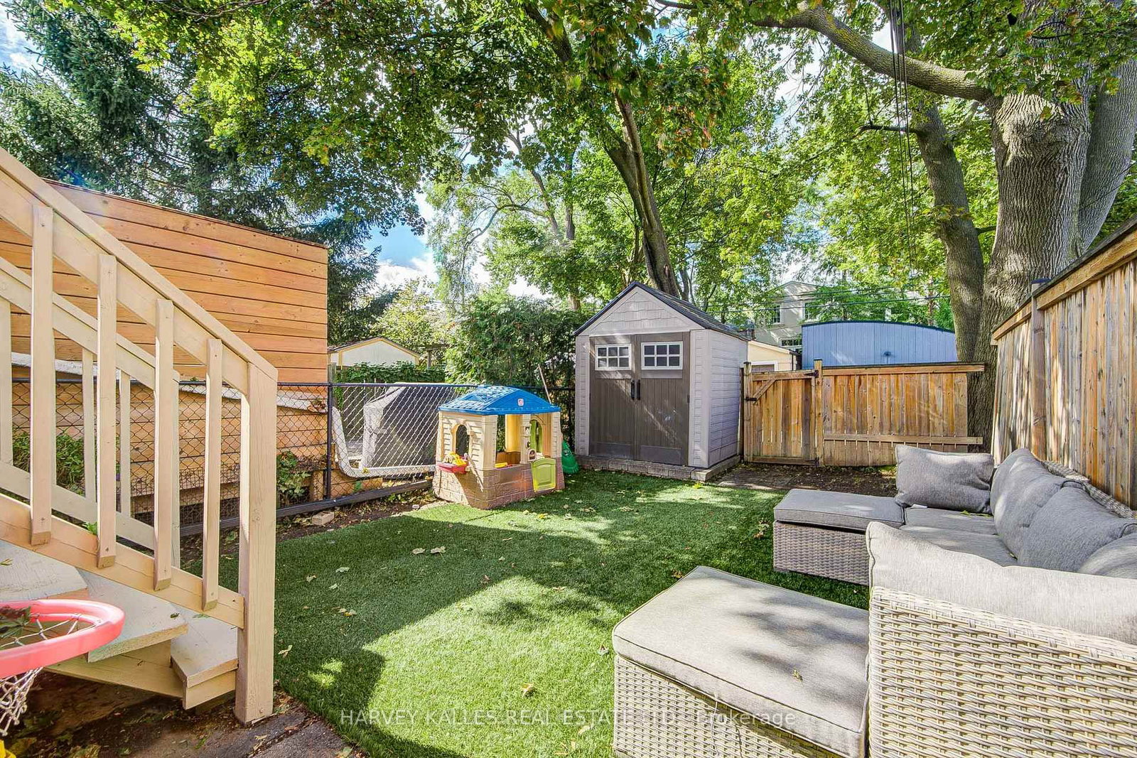 164 Douglas Avenue • Toronto, ON photo 39