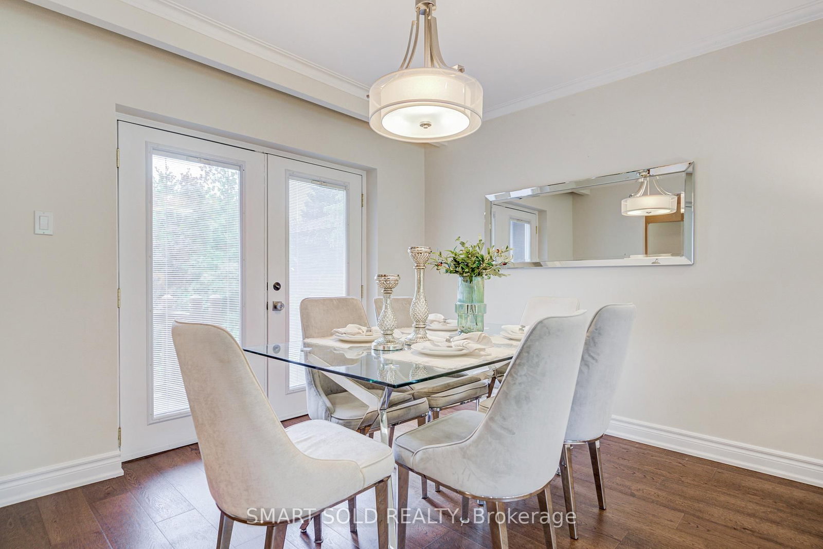 285 Churchill Avenue • Toronto, ON photo 13