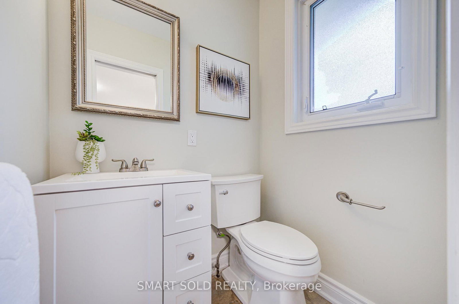 285 Churchill Avenue • Toronto, ON photo 23
