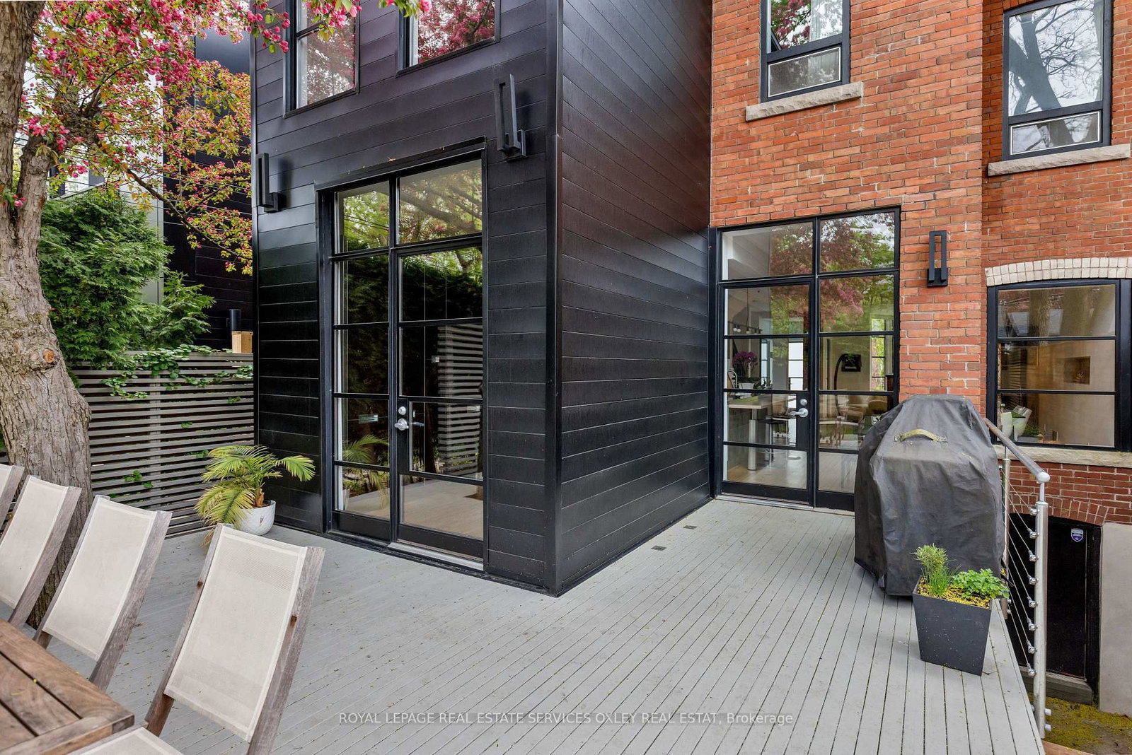 28 Roxborough Street W • Toronto, ON photo 38