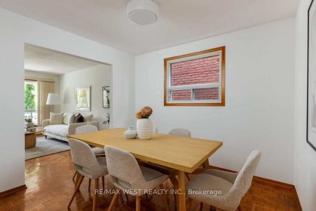 214 Markham Street • Toronto, ON photo 8