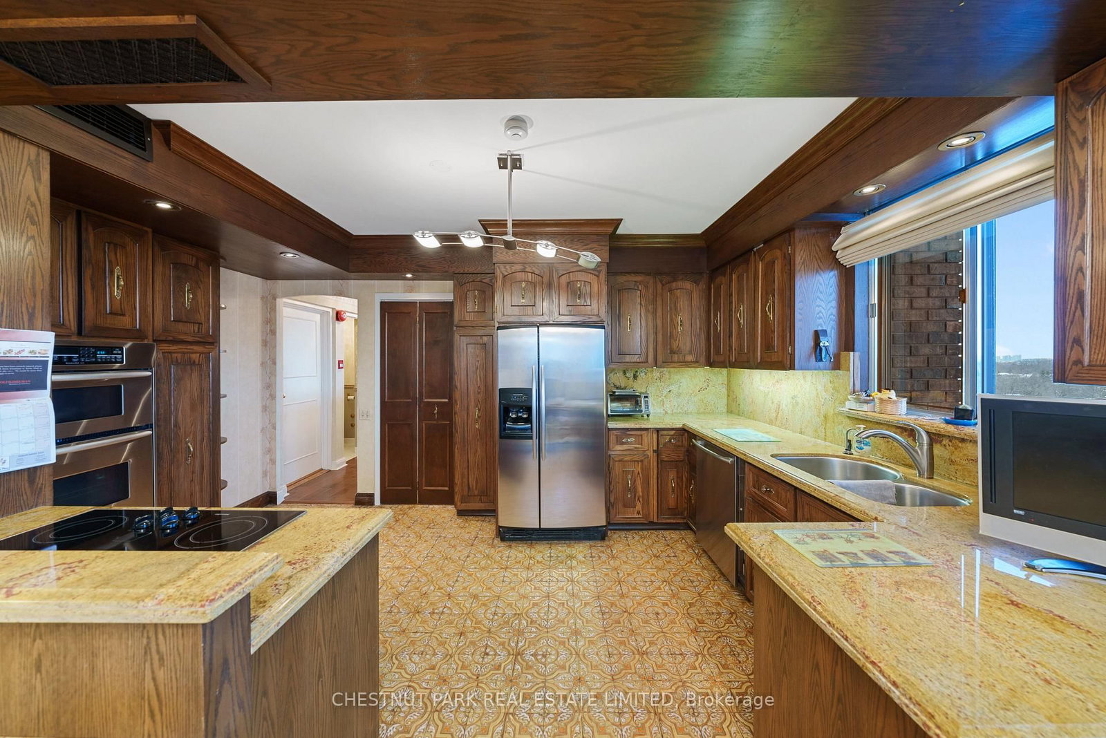 2600 Bathurst Street • #PH 1 • Toronto, ON photo 12