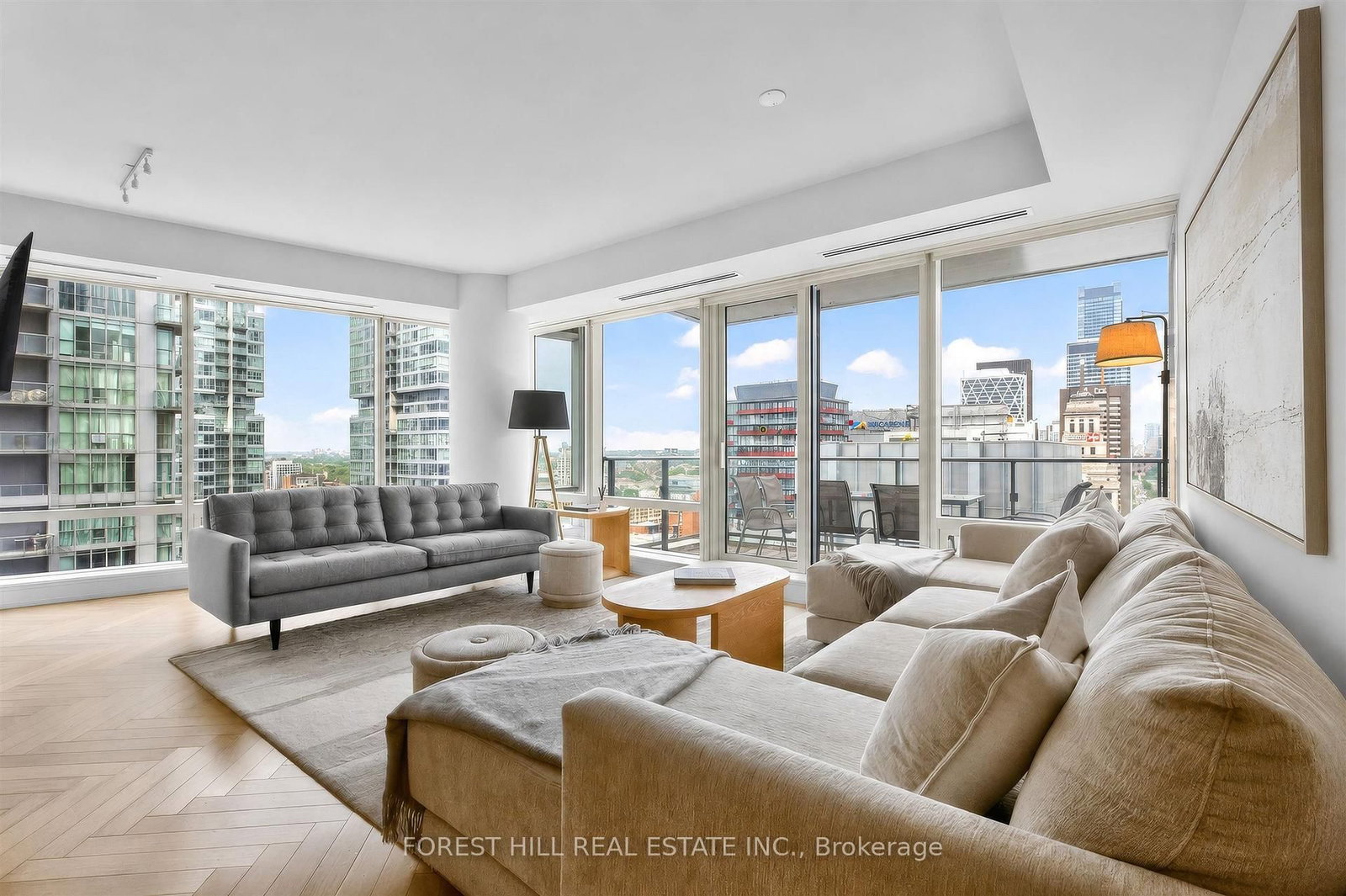 180 University Avenue • #2305 • Toronto, ON photo 11