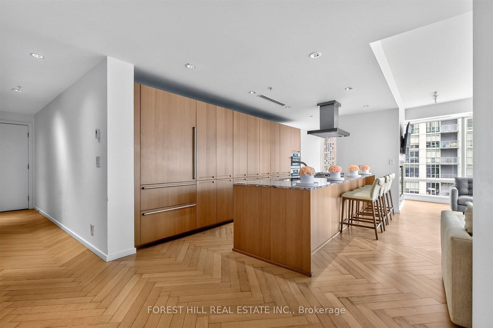 180 University Avenue • #2305 • Toronto, ON photo 21