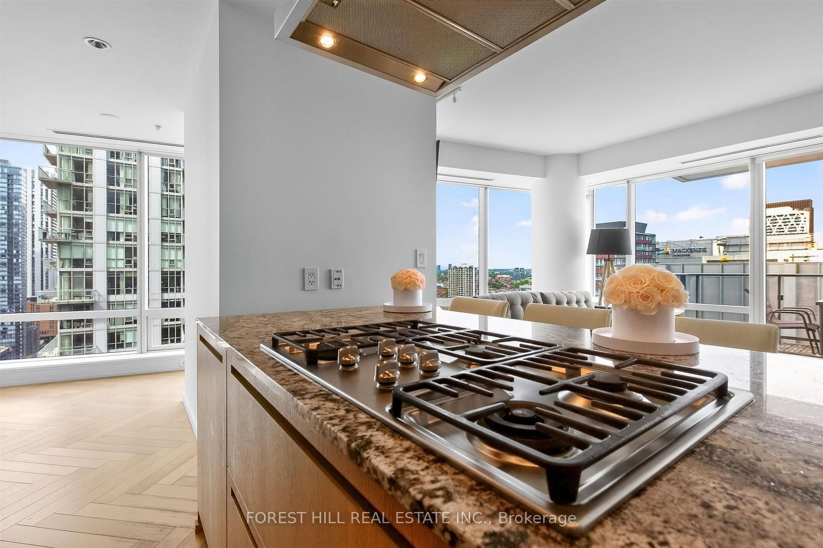 180 University Avenue • #2305 • Toronto, ON photo 24