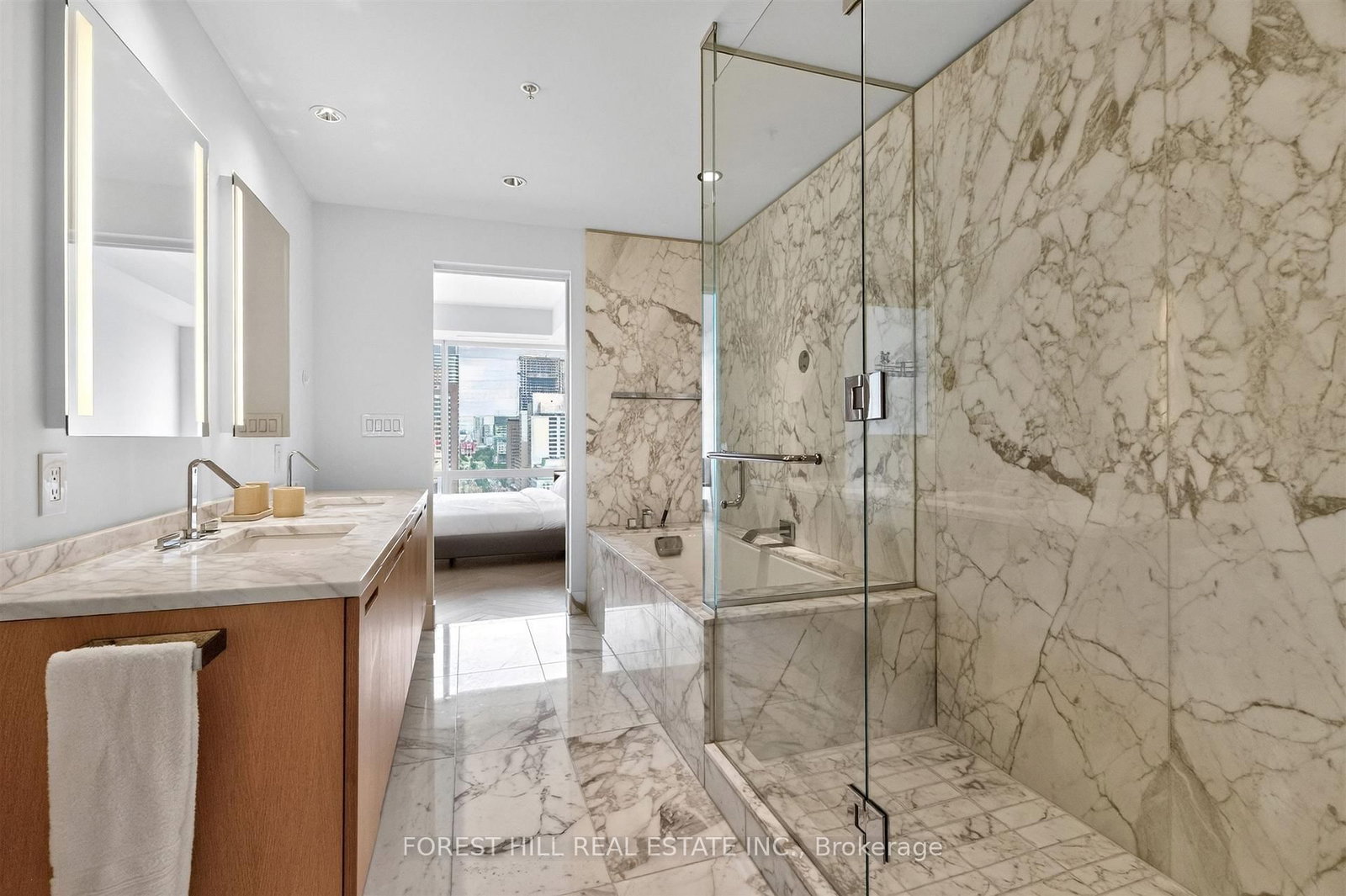 180 University Avenue • #2305 • Toronto, ON photo 31