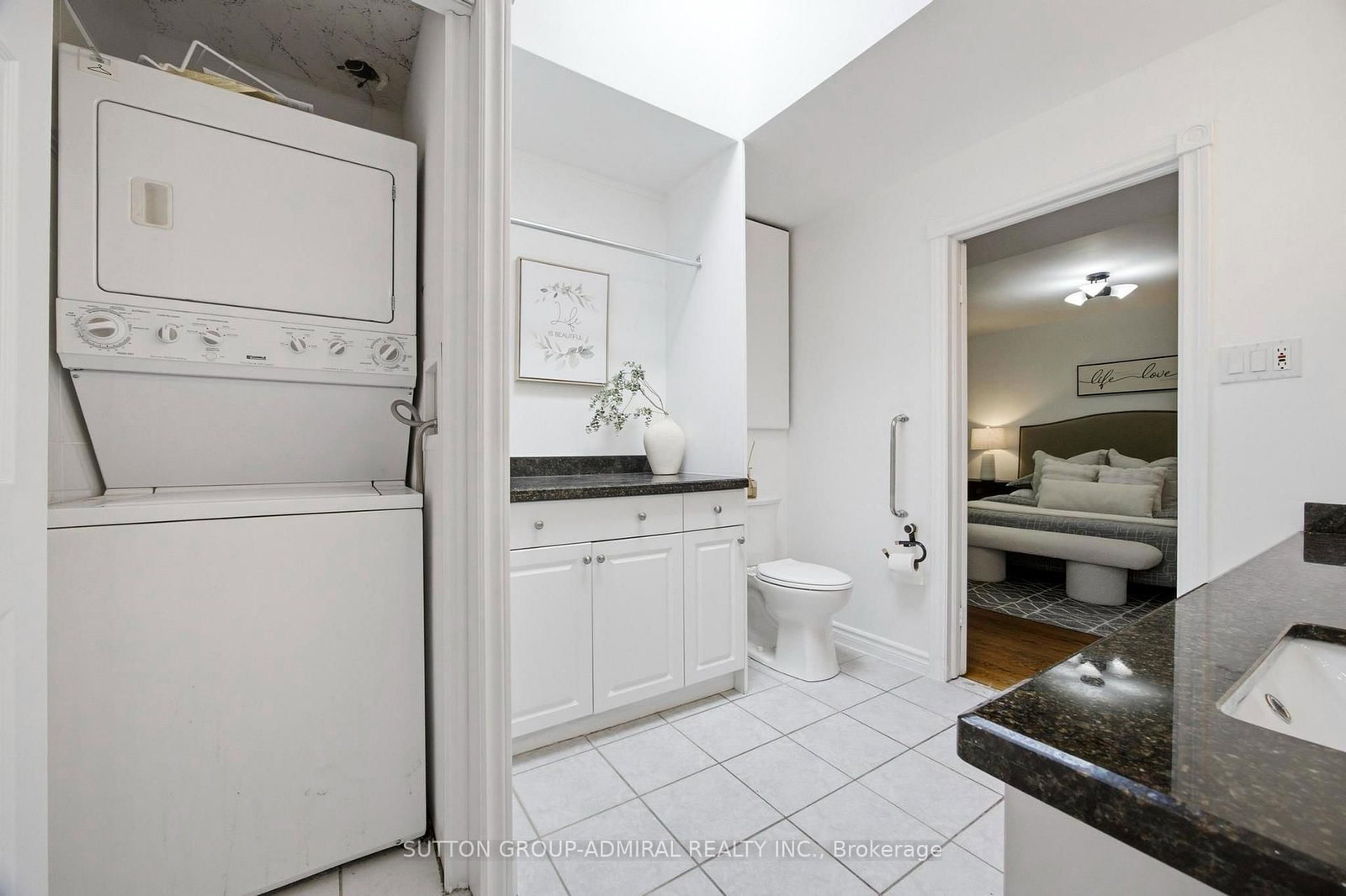 138 Kennard Avenue • Toronto, ON photo 28