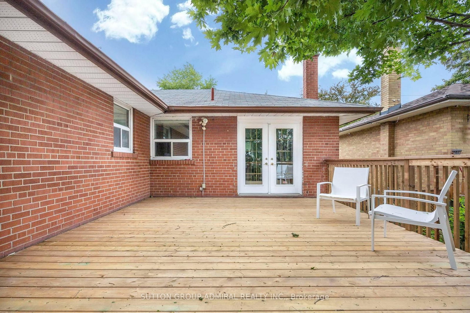 138 Kennard Avenue • Toronto, ON photo 39