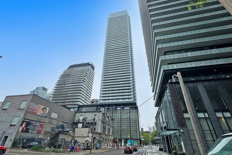 2701 - 501 Yonge Street
