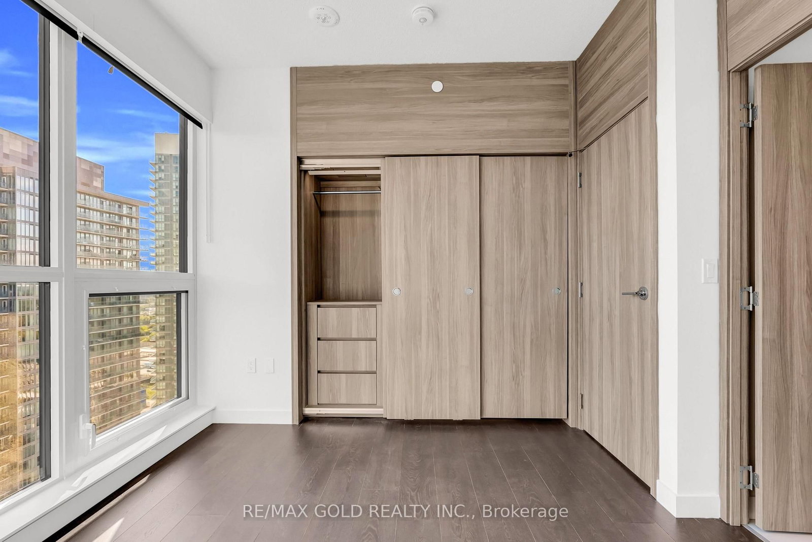 2315 Esther Shiner Boulevard • Toronto, ON photo 28