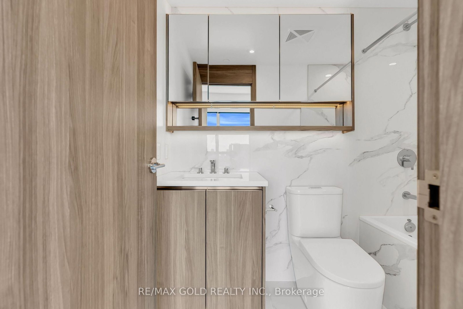 2315 Esther Shiner Boulevard • Toronto, ON photo 29