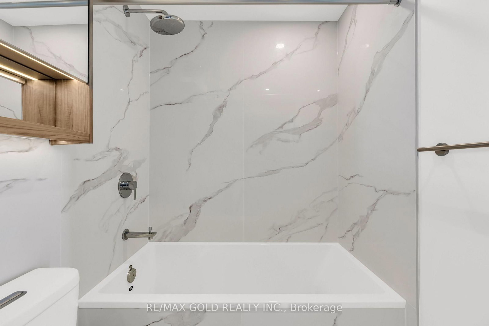 2315 Esther Shiner Boulevard • Toronto, ON photo 31