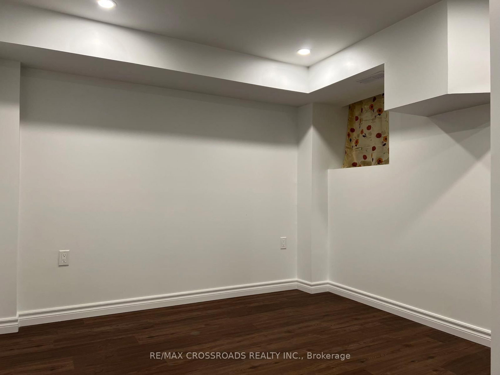 Bsmt-278 Shuter St, Toronto, view 6