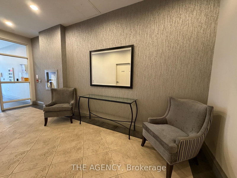 201 - 3130 Yonge Street