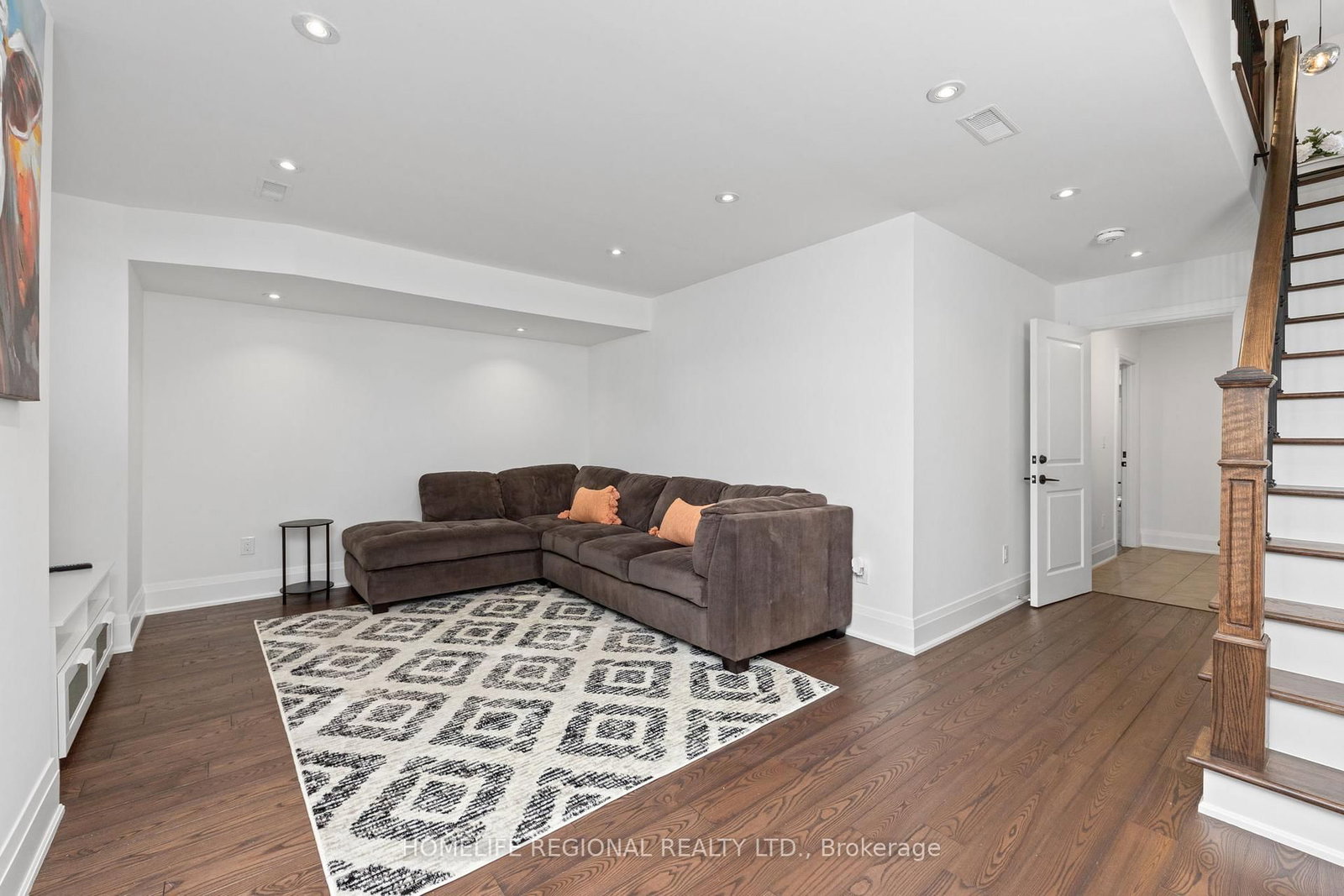 313 Robina Avenue • Toronto, ON photo 31