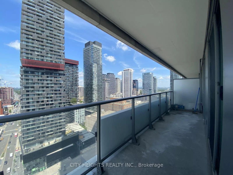 2209 - 2221 Yonge Street