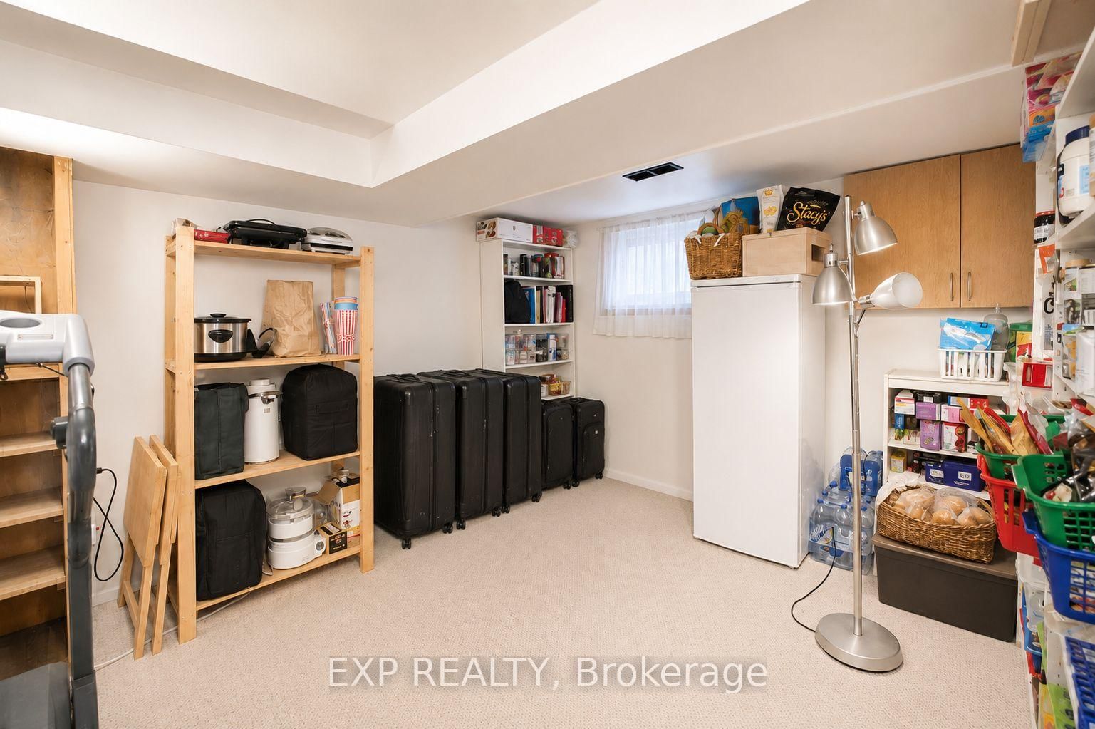 379 Davisville Avenue • Toronto, ON photo 33
