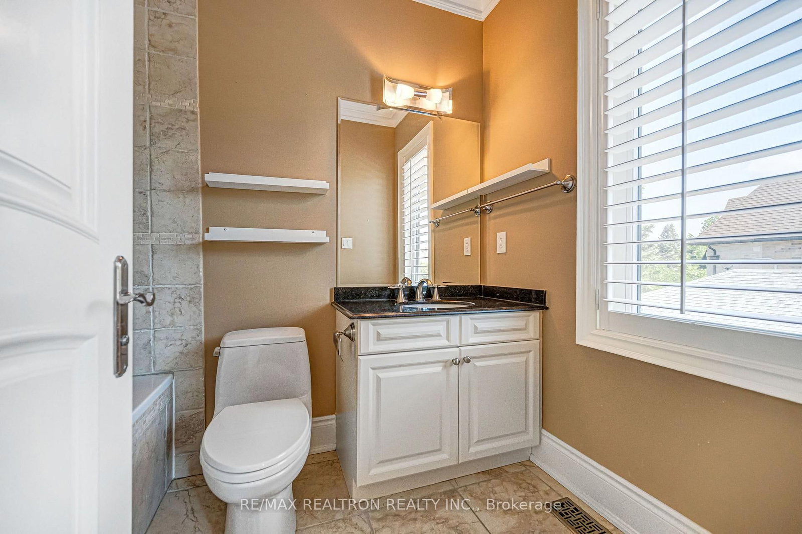 249 Holmes Avenue • Toronto, ON photo 35