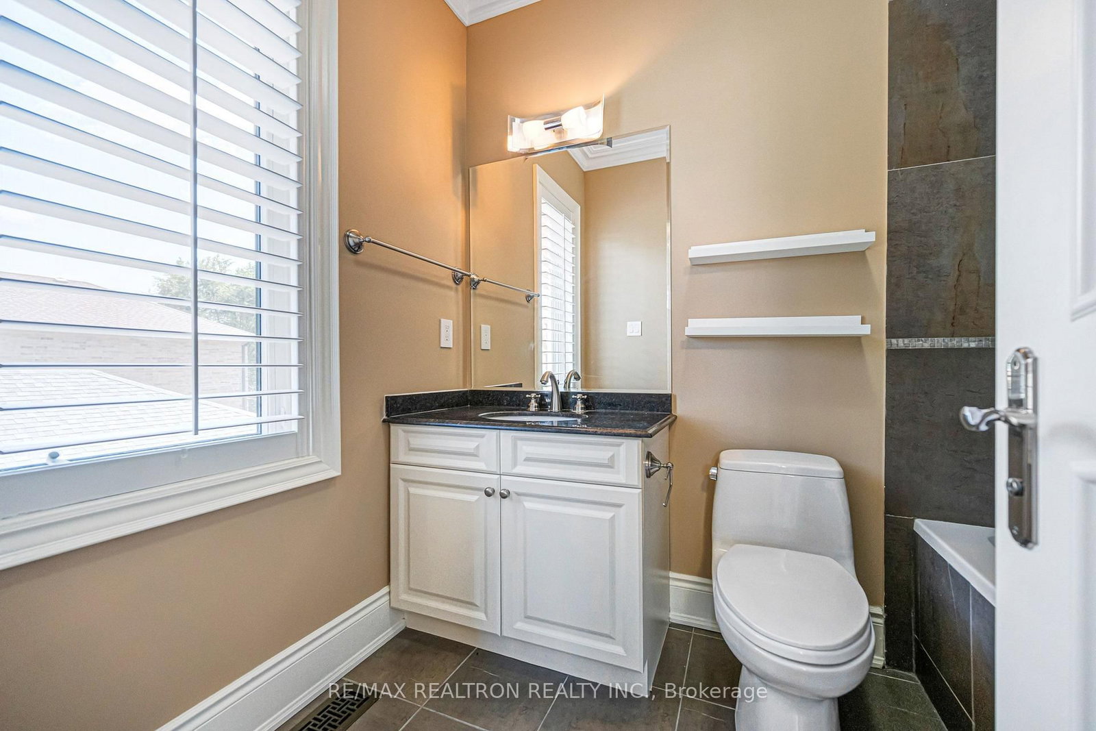 249 Holmes Avenue • Toronto, ON photo 37