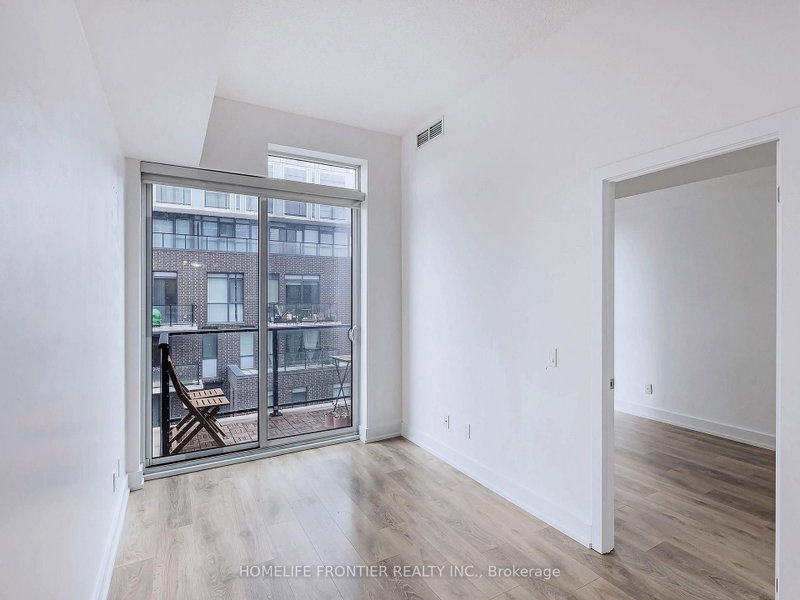 418 - 128 Fairview Mall Drive