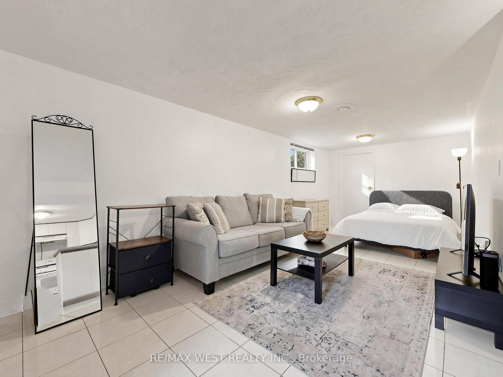 941 Willowdale Avenue • Toronto, ON photo 27