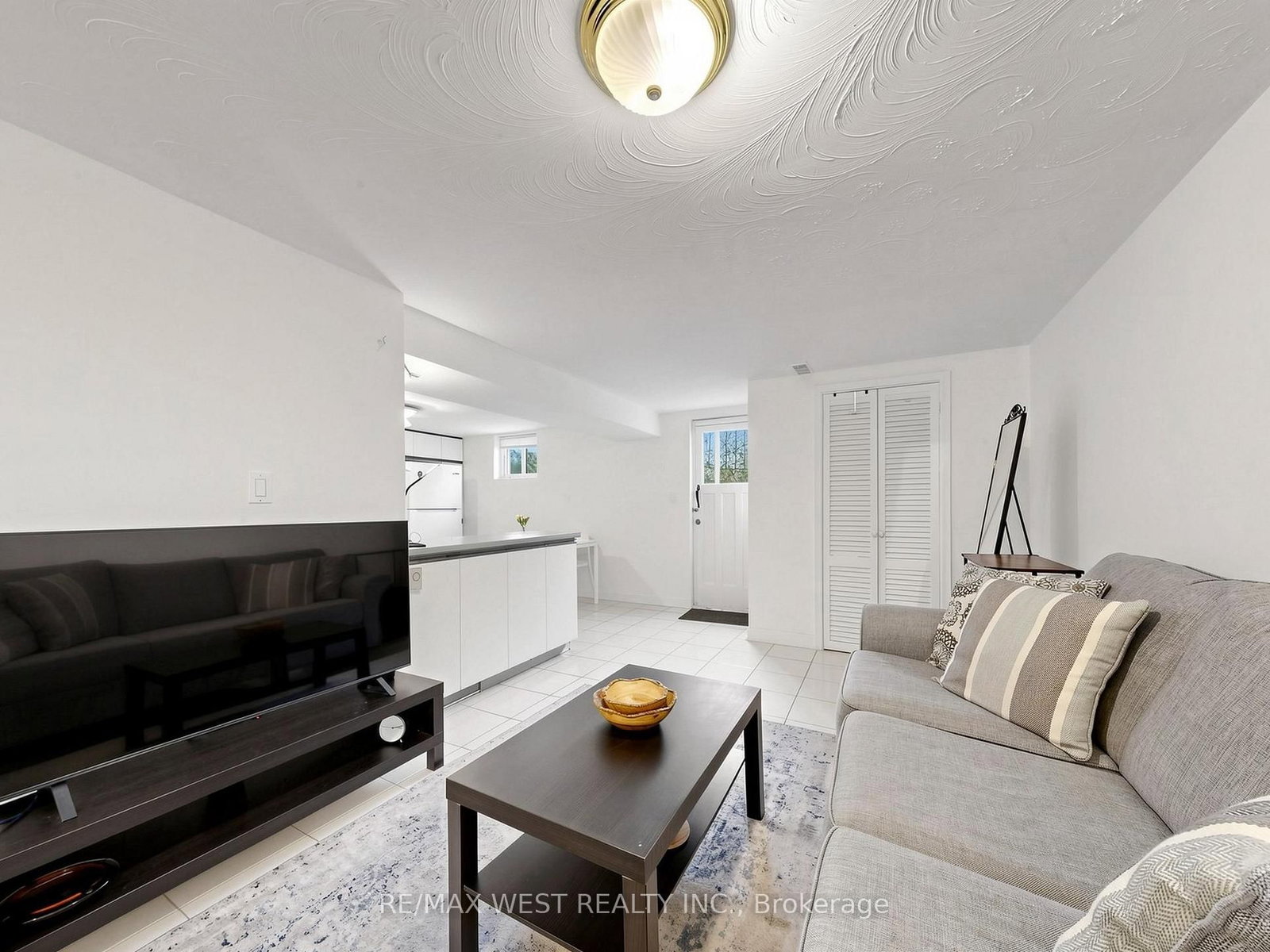941 Willowdale Avenue • Toronto, ON photo 29