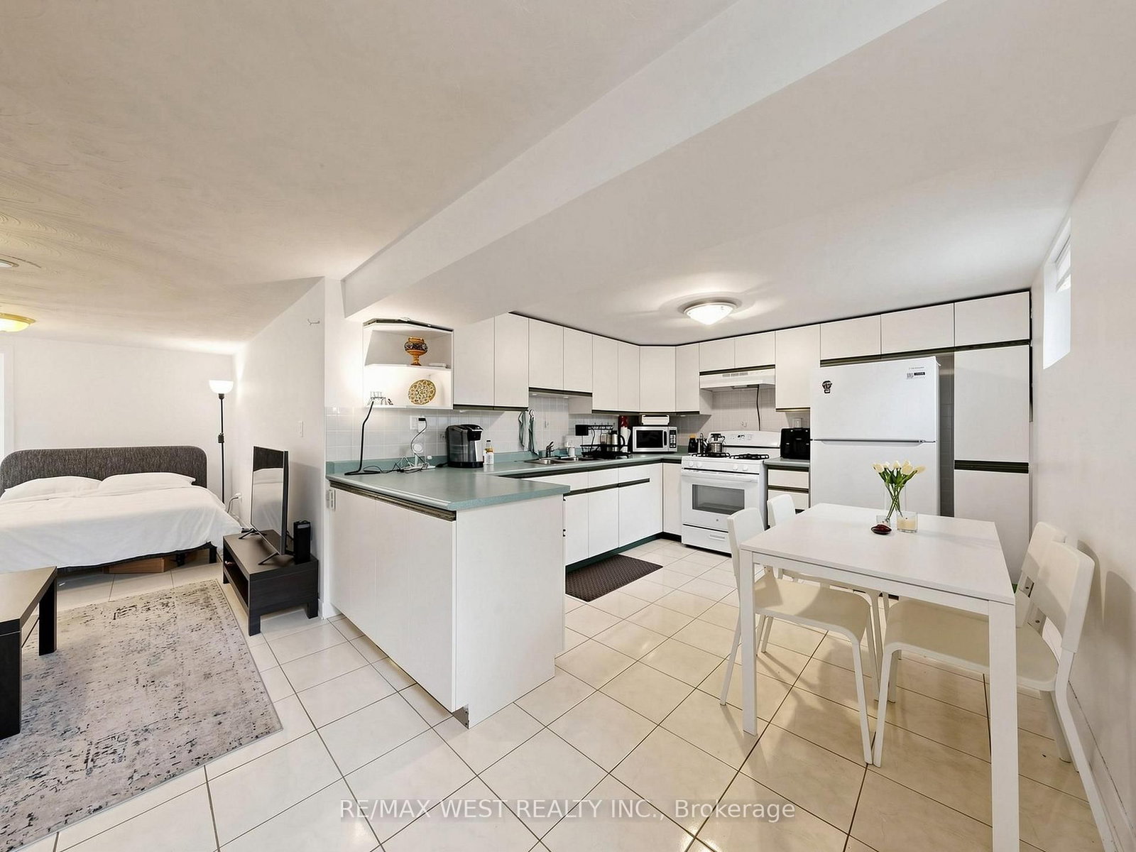 941 Willowdale Avenue • Toronto, ON photo 31